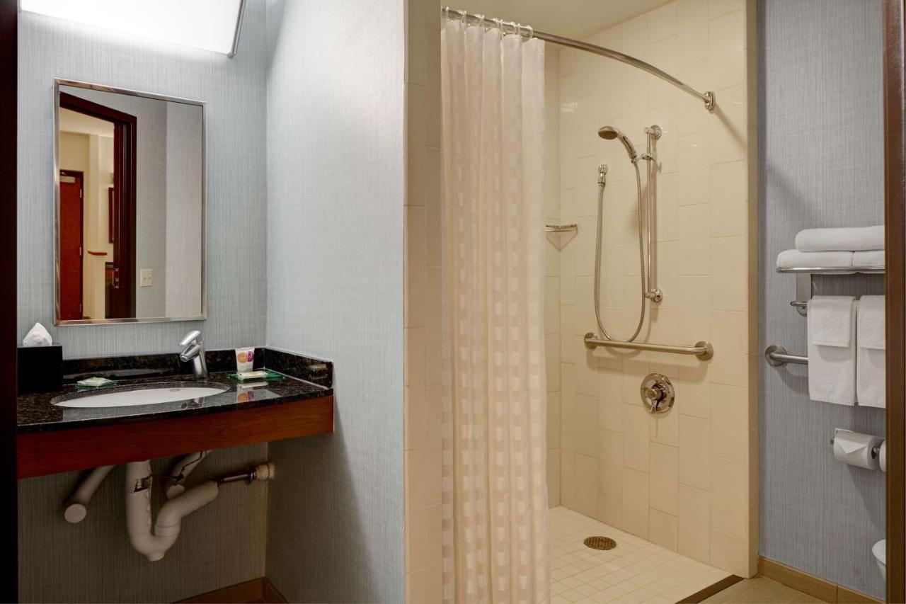 Hyatt Place Indianapolis Фишерс Экстерьер фото